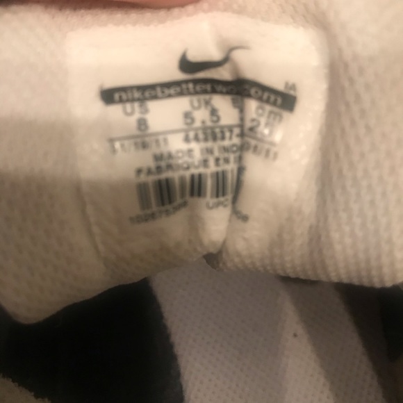 Nike sneakers - Picture 7 of 7